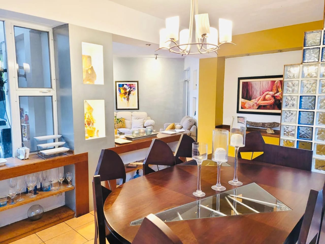 Hermosa casa con jardín en Km 19.5 San José Pinula, Condominio Los Manantiales — Casa en Venta en San José Pinula, Guatemala, Ciudad — foto 4 de 16