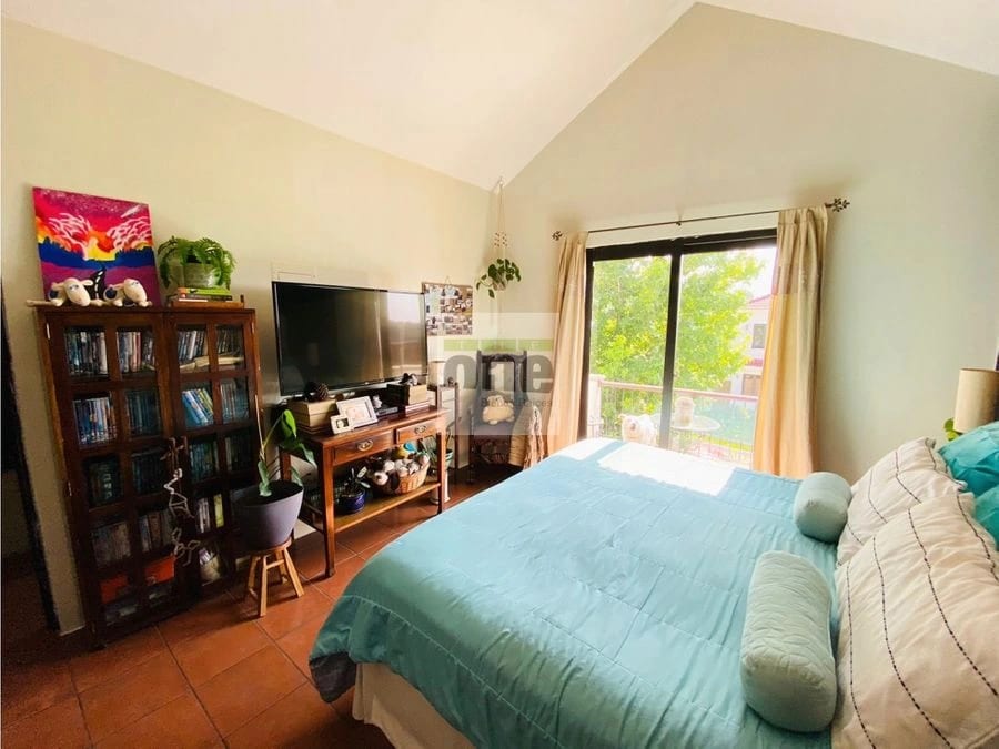 Linda casa con apartamento independiente en Km 25.5 La Fontana — Casa en Venta en Carretera a El Salvador, Guatemala, Ciudad — foto 8 de 15