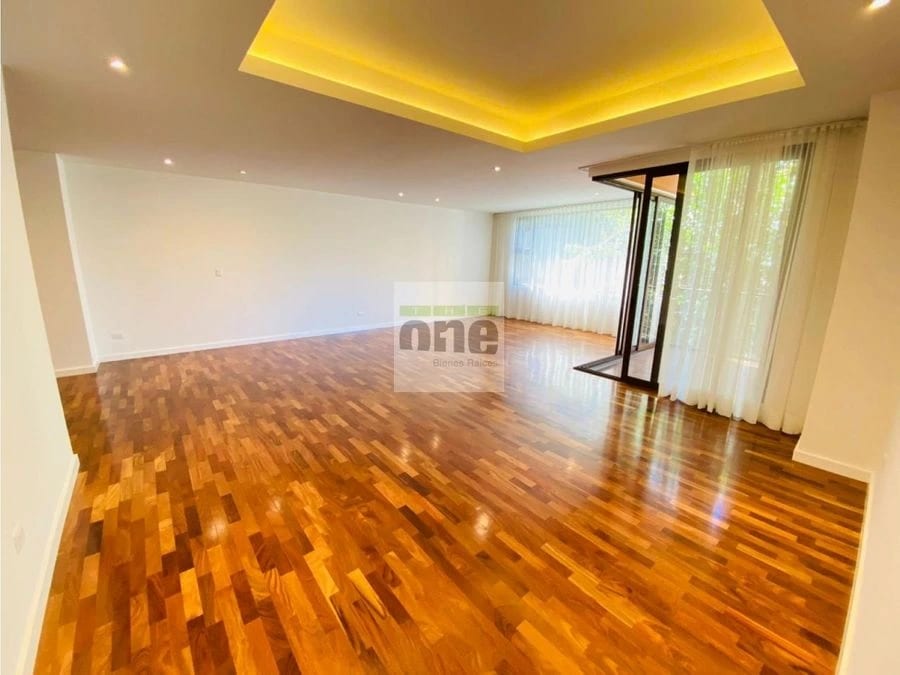 Amplio apartamento de lujo en zona 10 — Apartamento en Alquiler en Zona 10, Guatemala, Ciudad — foto 6 de 13