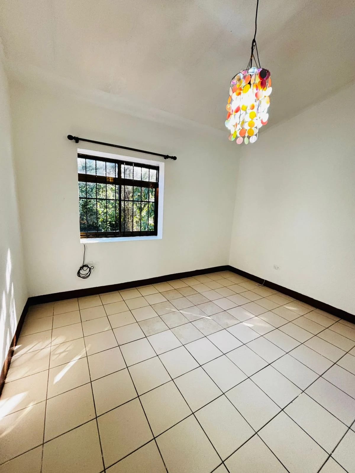 Casa con jardín en km 27 Carretera a El Salvador, fuera de garita — Casa en Venta en Carretera a El Salvador, Guatemala, Ciudad — foto 9 de 17
