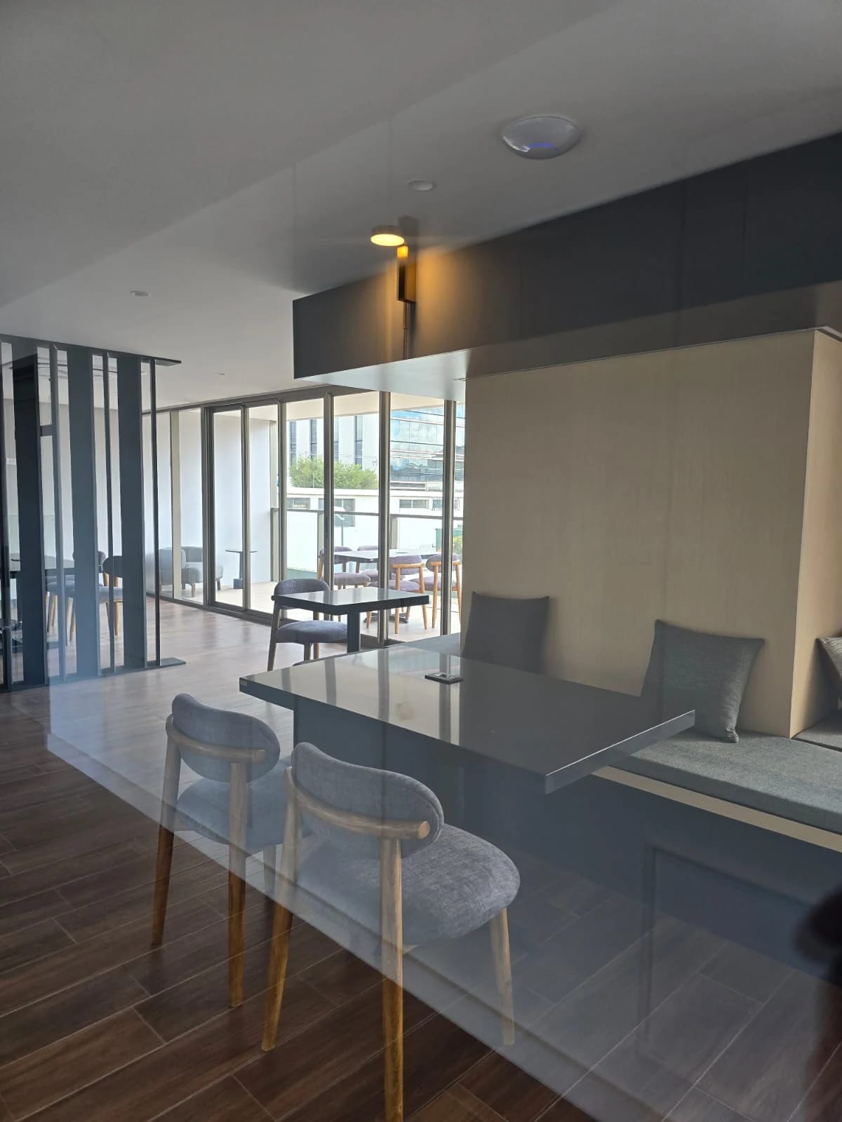 Lindo apartamento de 1 dormitorio en zona 10 — Apartamento en Alquiler en Zona 10, Guatemala, Ciudad — foto 12 de 15