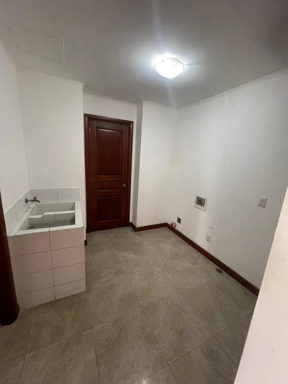 Exclusivo y hermoso apartamento de 295 mts con de 2 habitaciones en zona 14 TADEUS — Apartamento en Alquiler en Zona 14, Guatemala, Ciudad — foto 12 de 16