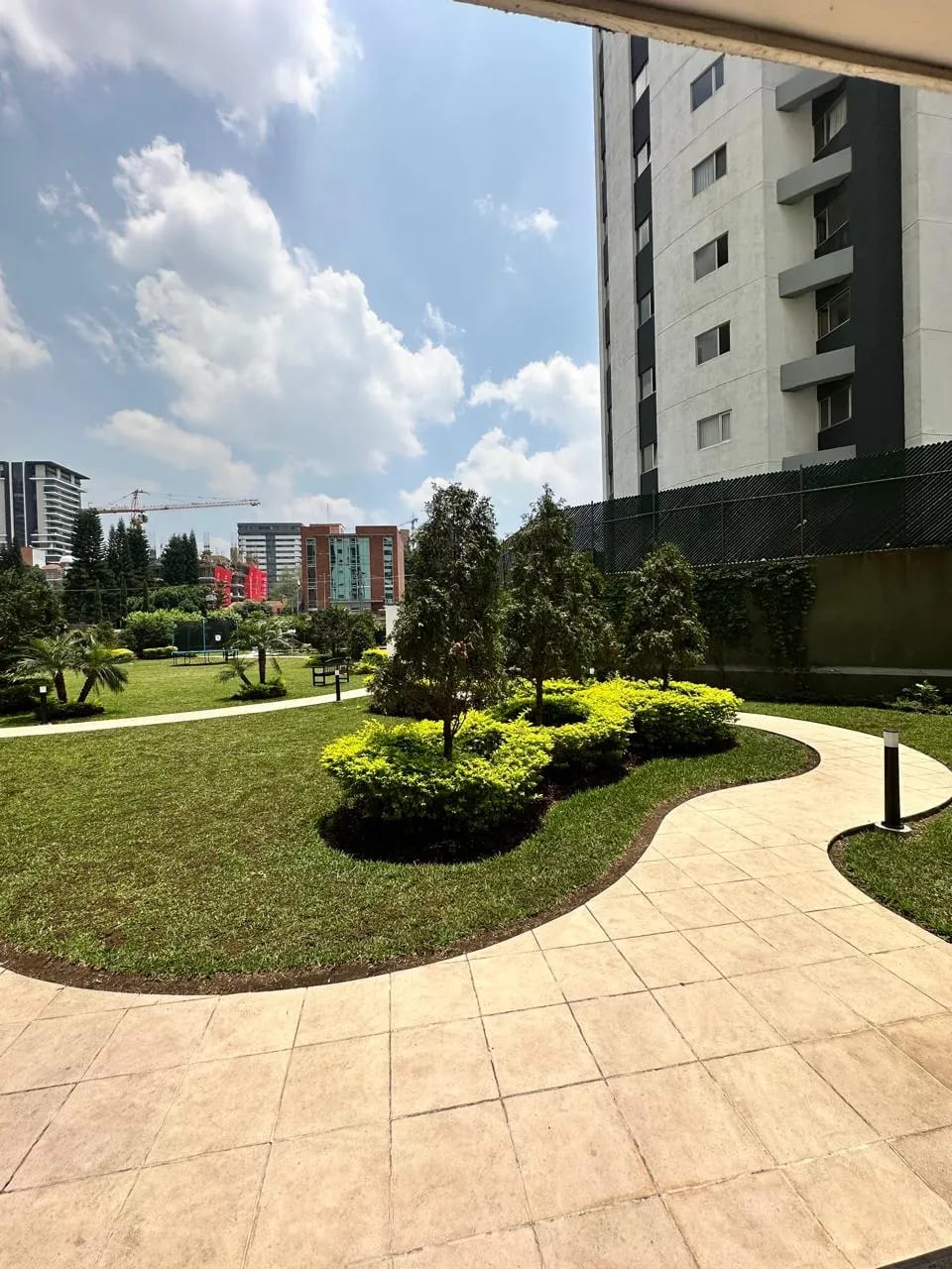 Apartamento de 3 dormitorios en Alquiler en Attica Zona 14 — Apartamento en Alquiler en Zona 14, Guatemala, Ciudad — foto 3 de 15