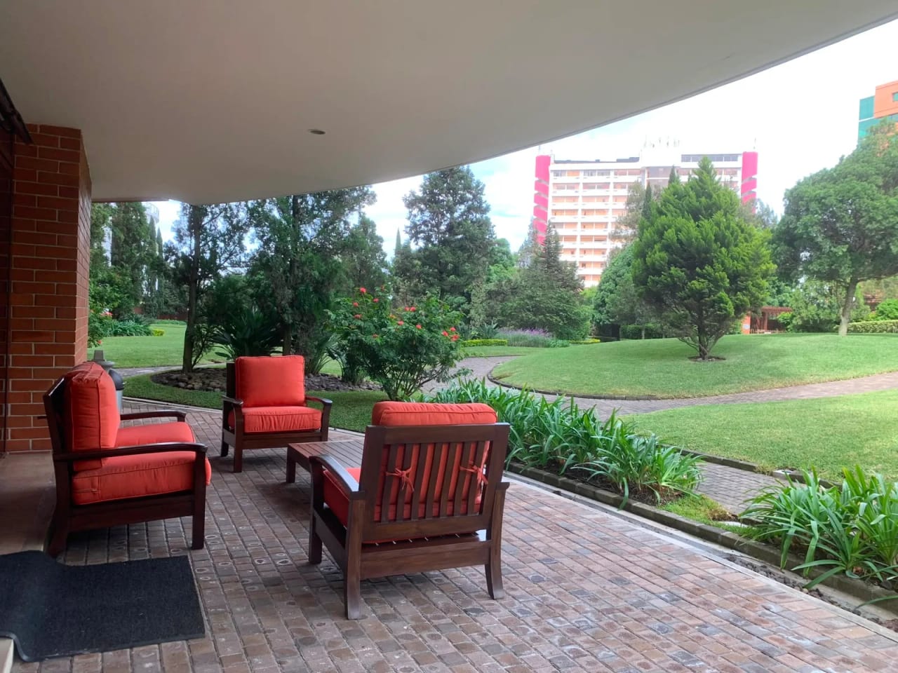 Hermoso Apartamento de 295 mts. con 2 dormitorios en Zona 14 T-A-D-E-U-S — Apartamento en Alquiler en Zona 14, Guatemala, Ciudad — foto 8 de 16
