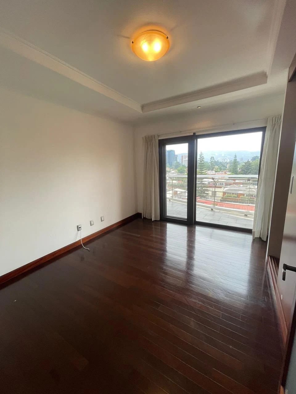 Amplio apartamento de 295 mts. en alquiler en T-A-D-E-U-S — Apartamento en Alquiler en Zona 14, Guatemala, Ciudad — foto 10 de 16