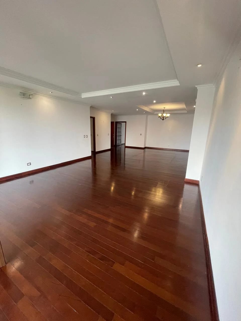 Exclusivo apartamento de 295 mts. en zona 14 TADEUS — Apartamento en Alquiler en Zona 14, Guatemala, Ciudad — foto 6 de 16