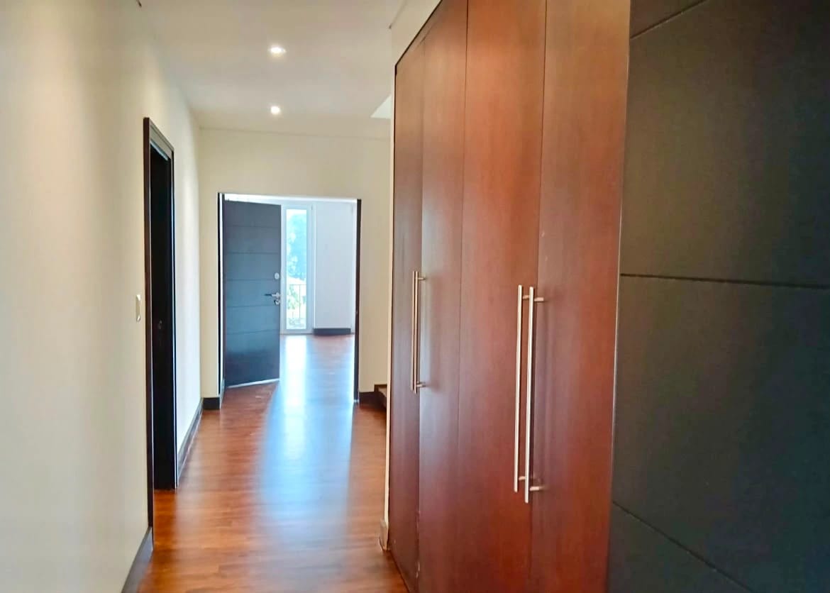 Apartamento de 4 dormitorios de 452 metros en zona14 — Apartamento en Alquiler en Zona 14, Guatemala, Ciudad — foto 2 de 10