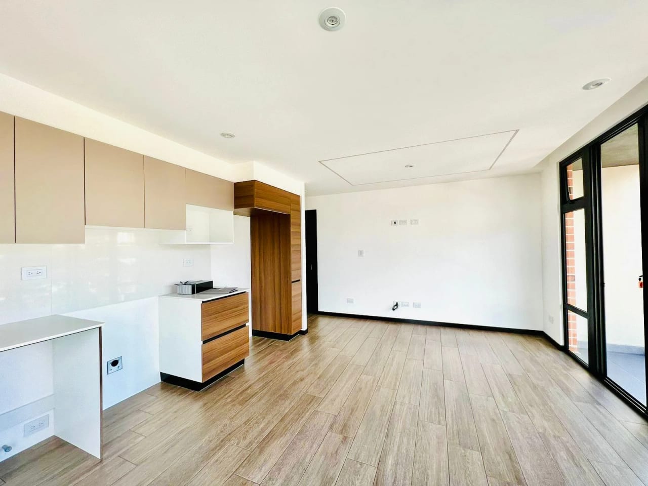 Apartamento en venta ideal para inversión, en zona 10 — Apartamento en Venta en Zona 10, Guatemala, Ciudad — foto 3 de 11