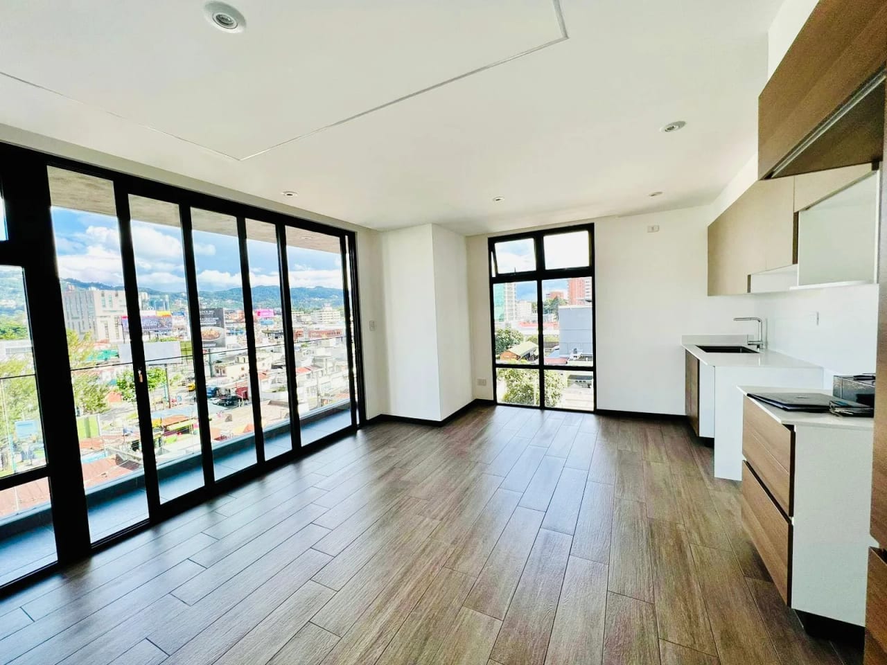 Lindo apartamento en venta en zona 10, ideal para inversión — Apartamento en Venta en Zona 10, Guatemala, Ciudad — foto 11 de 11