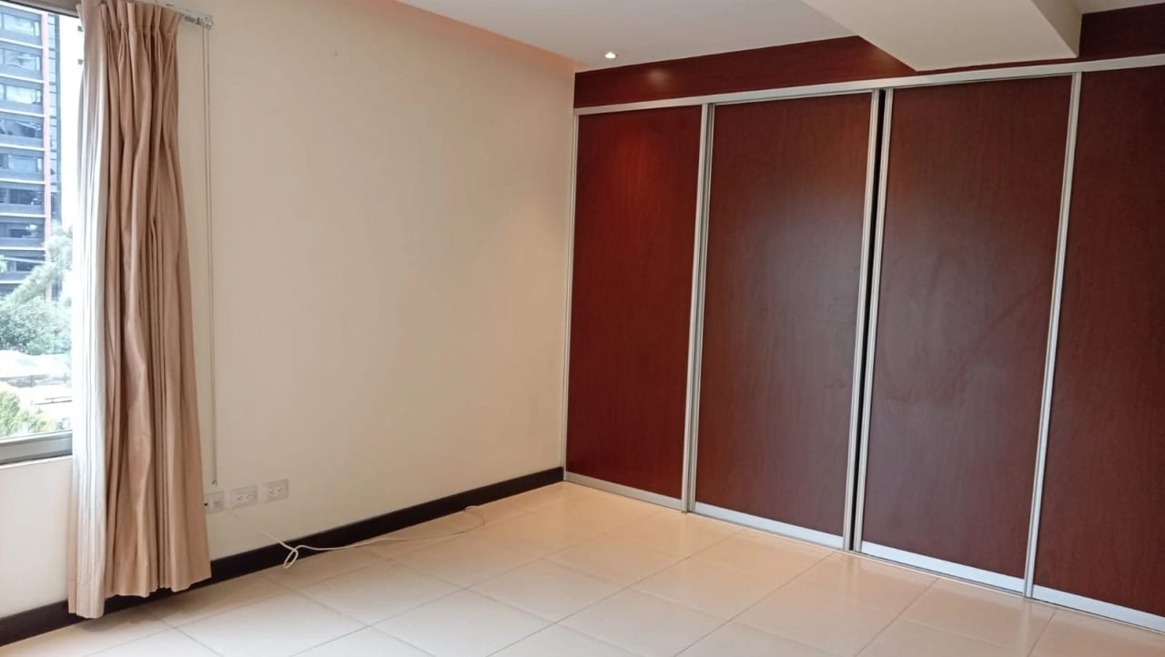 Apartamento de 1 dormitorio con balcón en alquiler en zona 14 — Apartamento en Alquiler en Zona 14, Guatemala, Ciudad — foto 10 de 10