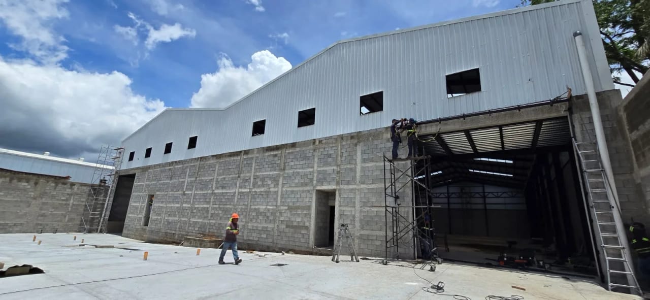¡Espacio inteligente!! Bodega de 1,000 mts. en alquiler en Villa Nueva — Bodega / Ofibodega en Alquiler en Villa Nueva, Guatemala, Ciudad — foto 2 de 6