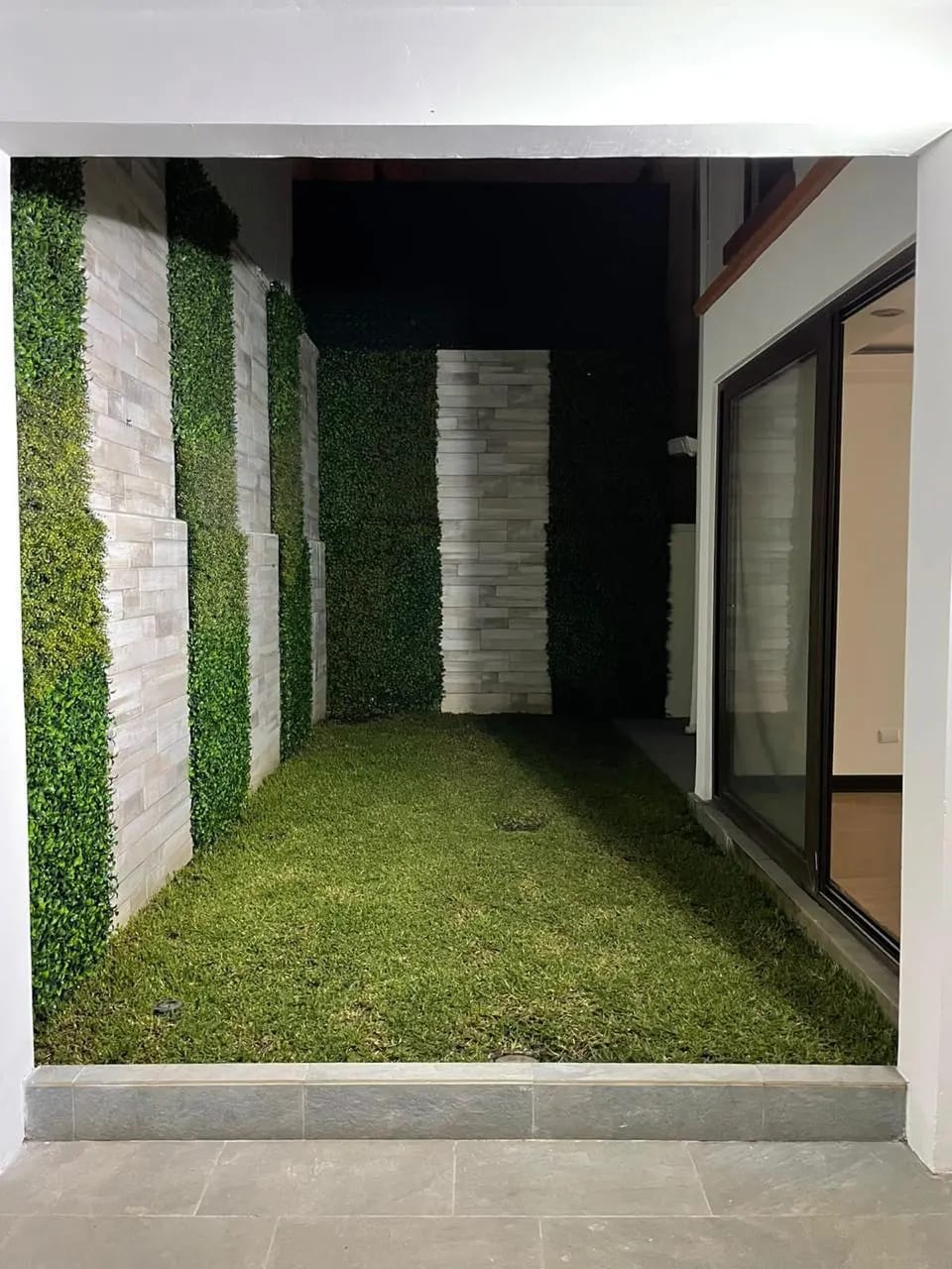 Casa en Zona 14 La Villa Sector Delfines – Totalmente Remodelada — Casa en Alquiler en Zona 14, Guatemala, Ciudad — foto 6 de 17
