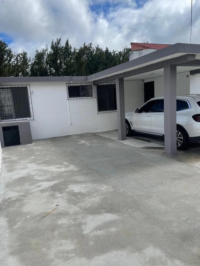 Ofibodega fuera de garita en alquiler en Zona 15 Colonia El Maestro — Bodega / Ofibodega en Alquiler en Zona 15, Guatemala, Ciudad — foto 4 de 15