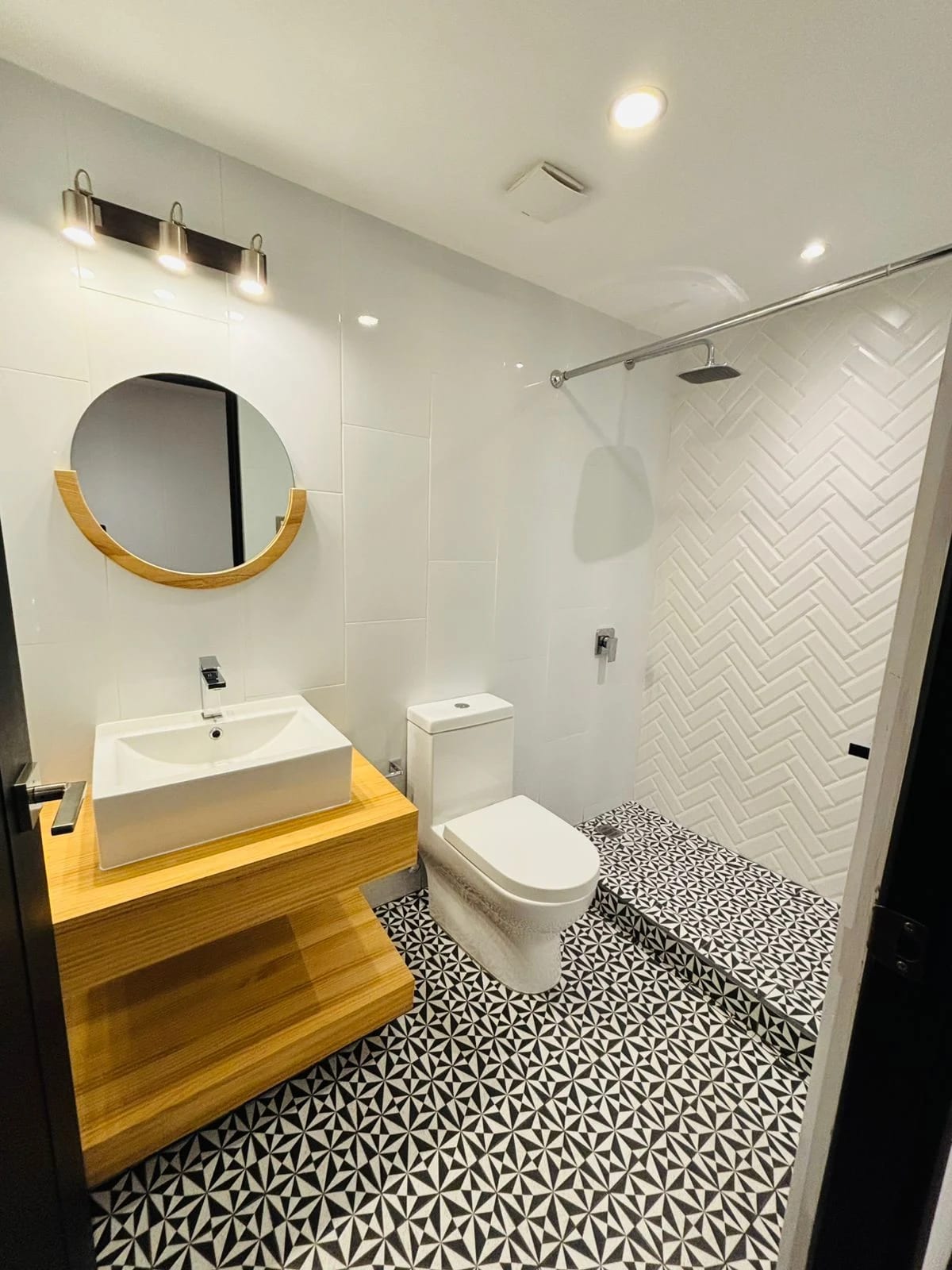 Lindo apartamento de 2 dormitorios en 1er. Nivel Zona 14 — Apartamento en Alquiler en Zona 14, Guatemala, Ciudad — foto 4 de 12