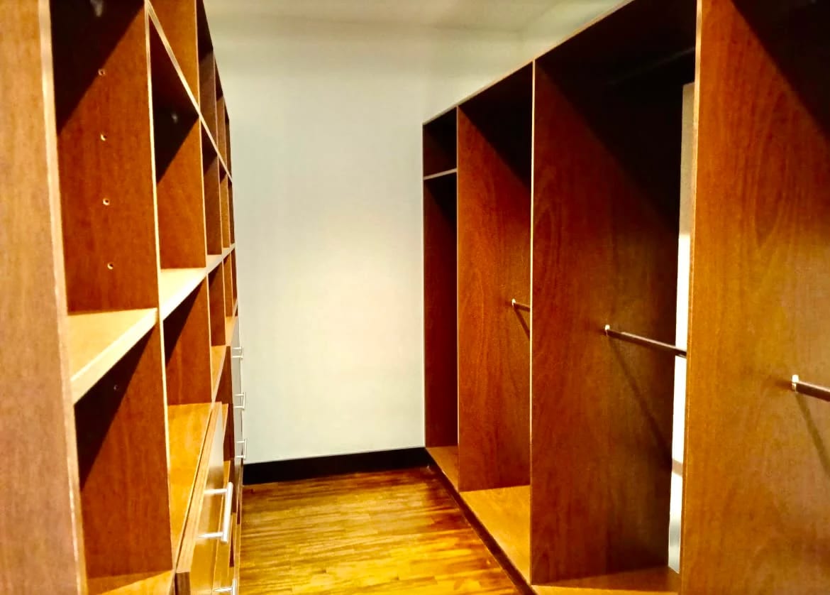 Lindo apartamento de 452 mts. con 4 habitaciones en zona 14 — Apartamento en Alquiler en Zona 14, Guatemala, Ciudad — foto 3 de 8