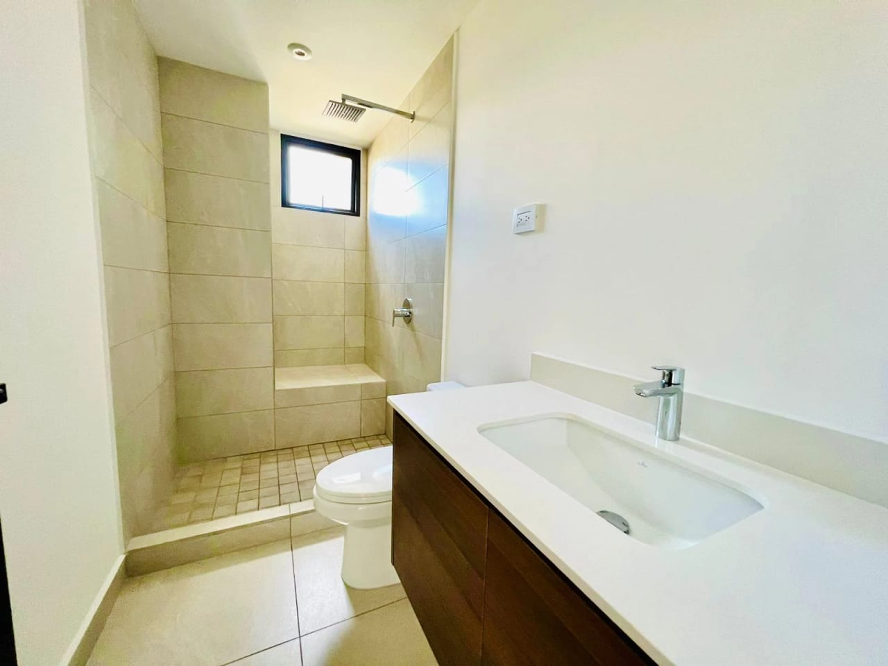 Apartamento en Venta - IQ10 ZONA 10!! — Apartamento en Venta en Zona 10, Guatemala, Ciudad — foto 5 de 11