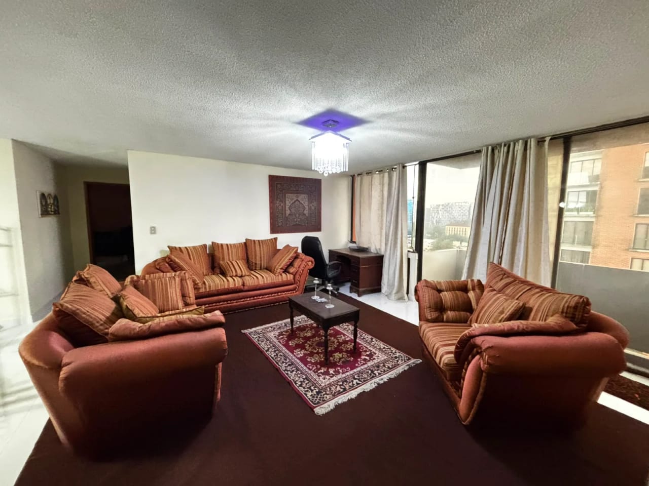 Apartamento en Alquiler completamente amueblado en zona 10 — Apartamento en Alquiler en Zona 10, Guatemala, Ciudad — foto 11 de 11