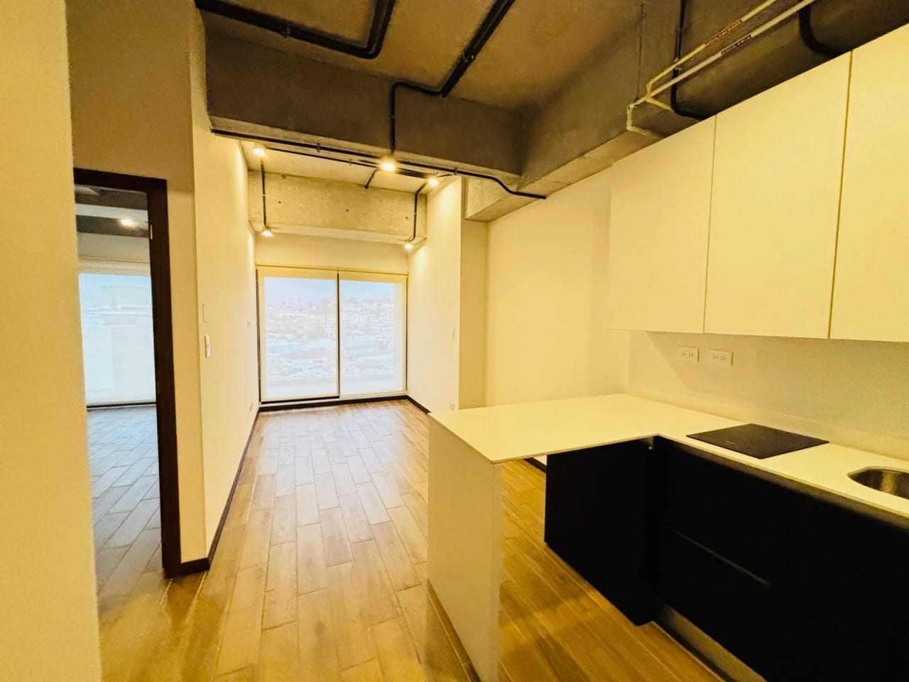 Apartamento en Alquiler en Zona 4 frente a 4 grados Norte — Apartamento en Alquiler en Zona 4, Guatemala, Ciudad — foto 5 de 14