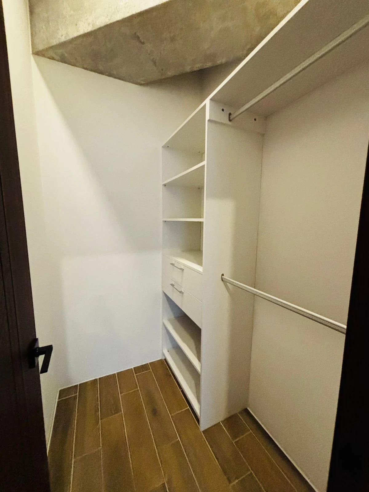 Apartamento en Alquiler en Zona 4 frente a 4 grados Norte — Apartamento en Alquiler en Zona 4, Guatemala, Ciudad — foto 10 de 14