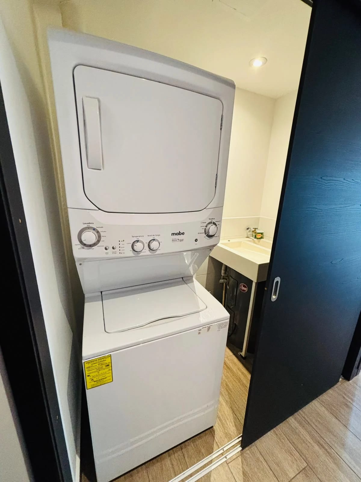 Apartamento en Venta - IQ10 - ideal para inversión ZONA 10 — Apartamento en Venta en Zona 10, Guatemala, Ciudad — foto 10 de 11