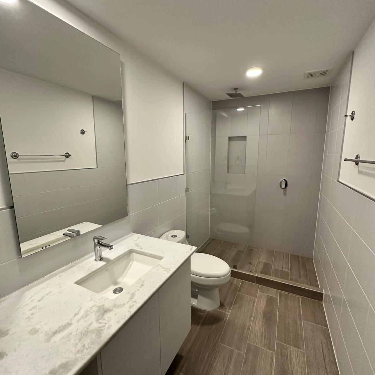 Alquiler Apartamento 136 mts. en Zona 14 La Villa — Apartamento en Alquiler en Zona 14, Guatemala, Ciudad — foto 9 de 13