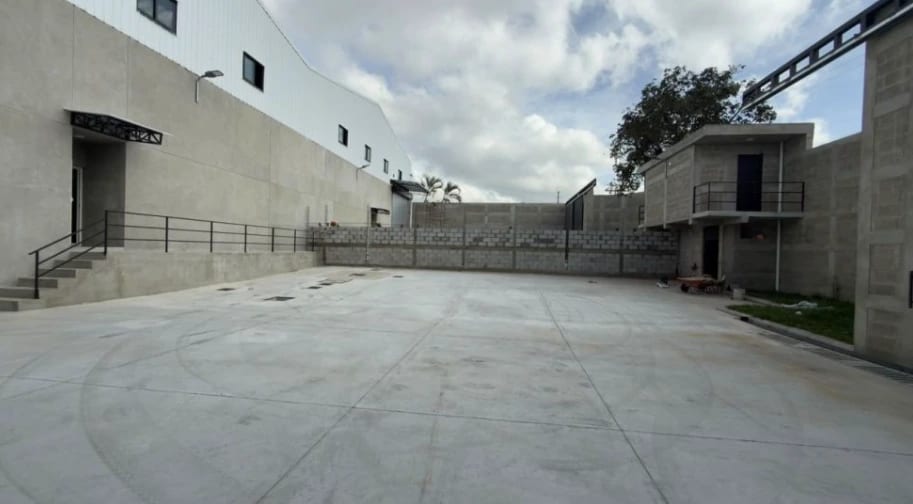 Alquilo Bodega de 1,000 Metros en Villa nueva boulevard reformadores — Bodega / Ofibodega en Alquiler en Villa Nueva, Guatemala, Ciudad — foto 10 de 10