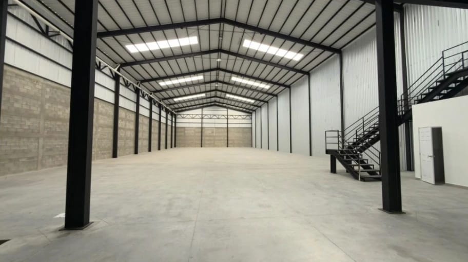 Alquilo Bodega de 1,000 Metros en Villa nueva boulevard reformadores — Bodega / Ofibodega en Alquiler en Amatitlán, Guatemala, Ciudad — foto 3 de 10