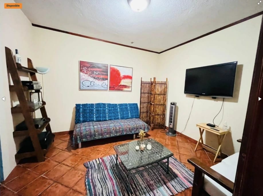 Casa de 5 dormitorios fuera de garita en zona 10 — Casa en Venta en Zona 10, Guatemala, Ciudad — foto 8 de 15