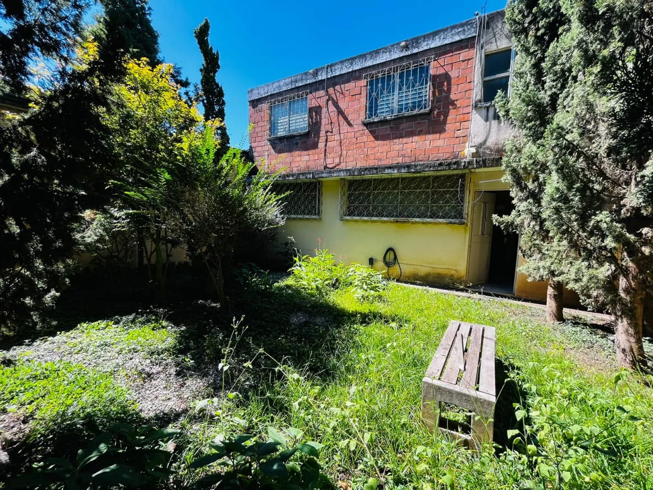 Amplia casa en venta en zona 6 — Casa en Venta en Zona 6, Guatemala, Ciudad — foto 1 de 11