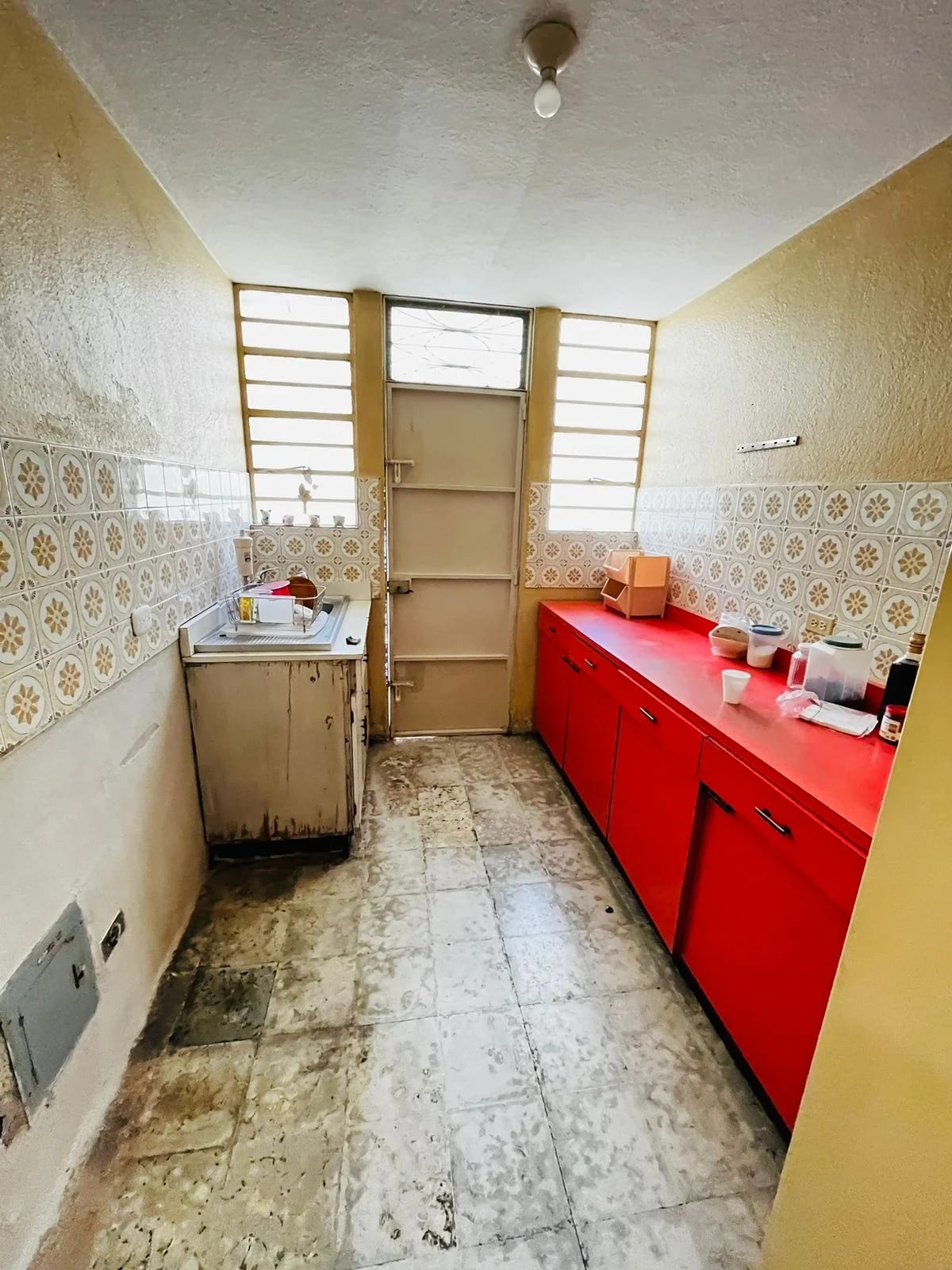 Amplia casa en venta en zona 6 — Casa en Venta en Zona 6, Guatemala, Ciudad — foto 11 de 11