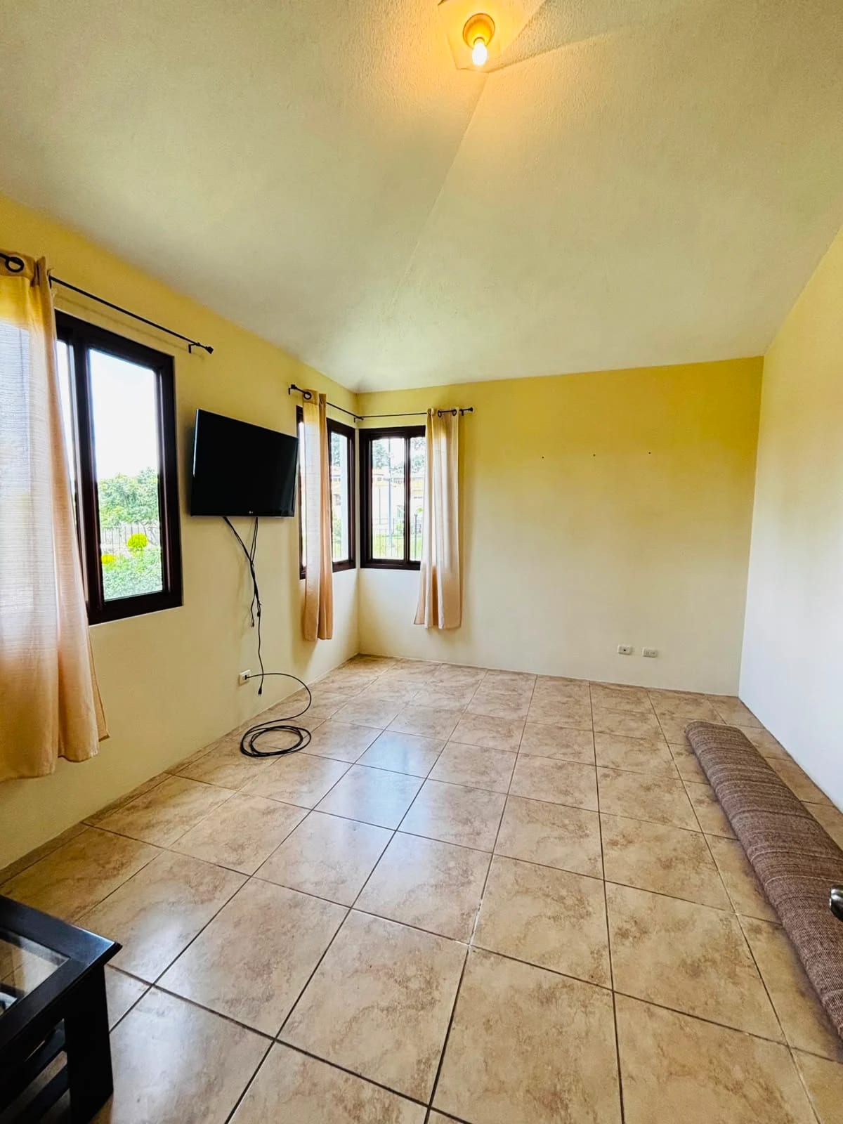 Casa de 4 dormitorios en venta en Condominio Real Del Campo CAES — Casa en Venta en Carretera a El Salvador, Guatemala, Ciudad — foto 10 de 17