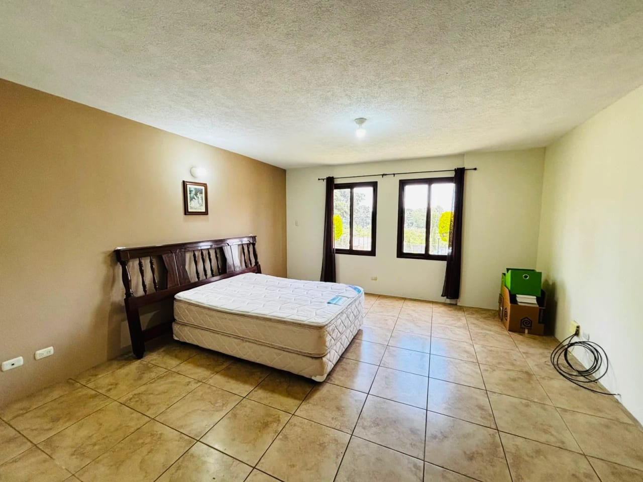 Casa de 4 dormitorios en venta en Condominio Real Del Campo CAES — Casa en Venta en Carretera a El Salvador, Guatemala, Ciudad — foto 15 de 17