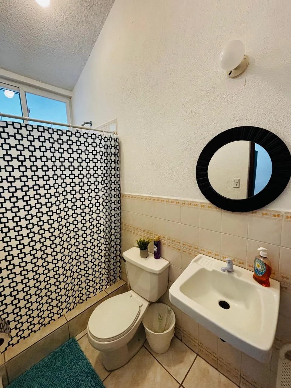 Baños — Las lisas casa de Playa con piscina y jardines — Casa vacacional en Venta en Las Lisas, Santa Rosa — foto 17 de 17