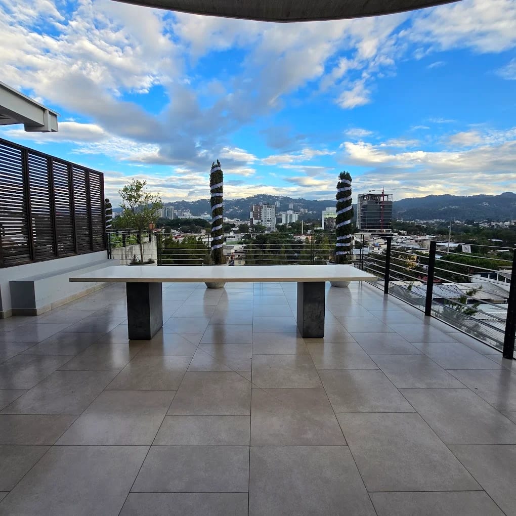 APARTAMENTO AMUEBLADO EN ALQUILER - NIVEL ALTO - EDIFICIO Be14 LA VILLA ZONA 14 — Apartamento en Alquiler en Zona 14, Guatemala, Ciudad — foto 14 de 17