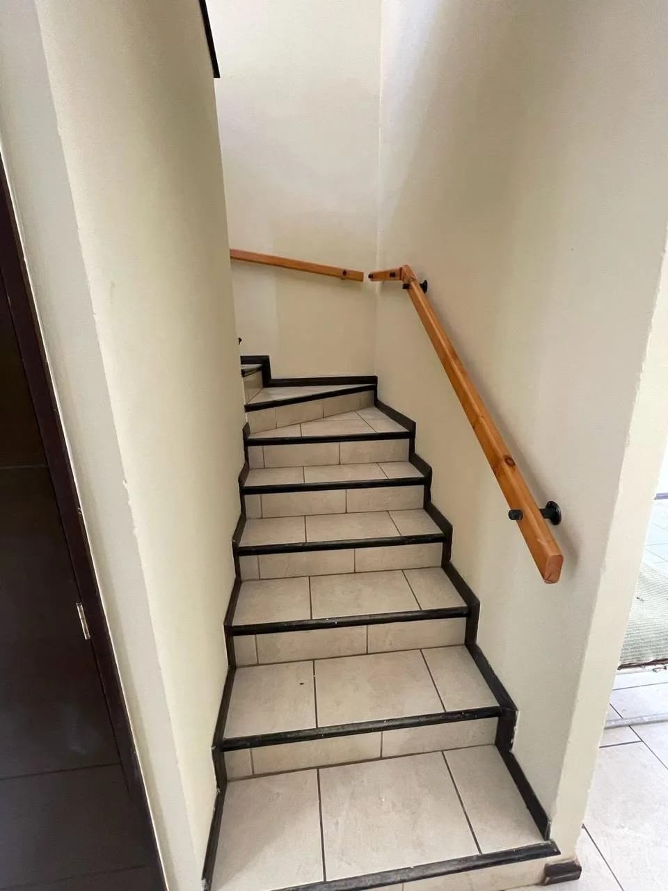 CASA EN VENTA CONDOMINIO CUMBRES DE LA ARBOLEDA KN. 21.5 CARRETERA A EL SALVADOR — Casa en Venta en Fraijanes, Carretera a El Salvador, Guatemala, Ciudad — foto 7 de 17
