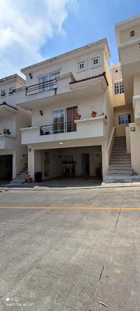 CASA EN VENTA CONDOMINIO CONDADO SAN NICOLÁS ZONA 4 MIXCO — Casa en Venta en Zona 4 Mixco, Guatemala, Ciudad — foto 1 de 4