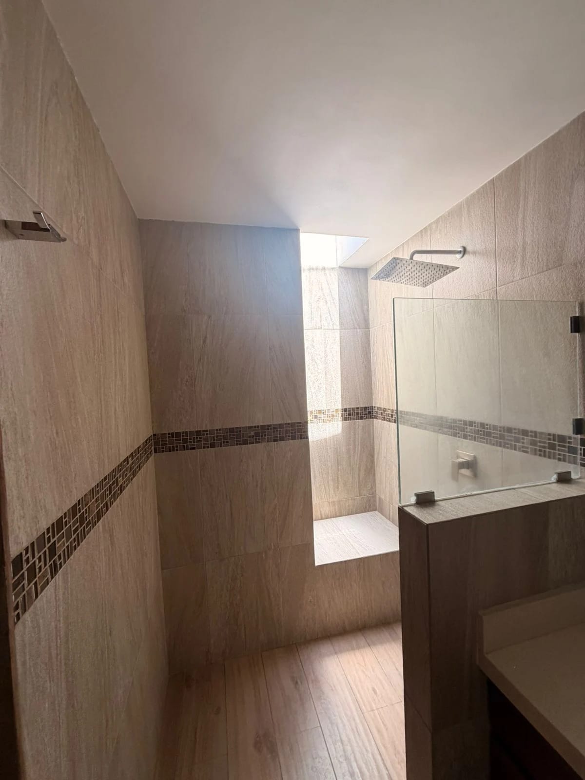 CASA EN ALQUILER EN CONDOMINIO LA PRADERA ZONA 10 — Casa en Alquiler en Zona 10, Guatemala, Ciudad — foto 9 de 17