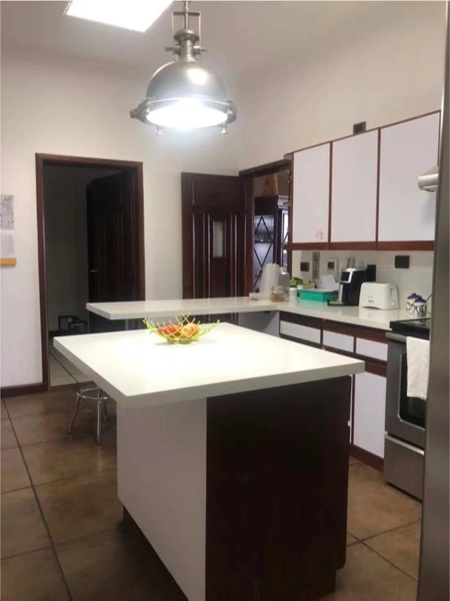 ALQUILER AMPLIO APARTAMENTO - AMUEBLADO Y EQIPADO - EN EXCLUSIVO EDIFICIO CLUB PREMIER ZONA 14 — Apartamento en Alquiler en Zona 14, Guatemala, Ciudad — foto 7 de 17