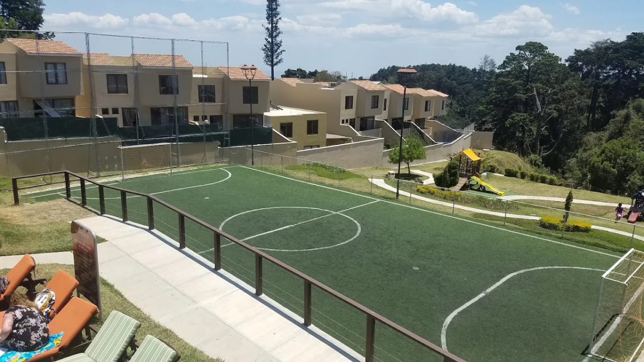 Casa en Venta Cumbres de la Arboleda KM. 21.5 Carretera a el Salvador — Casa en Venta en Carretera a El Salvador, Guatemala, Ciudad — foto 2 de 16