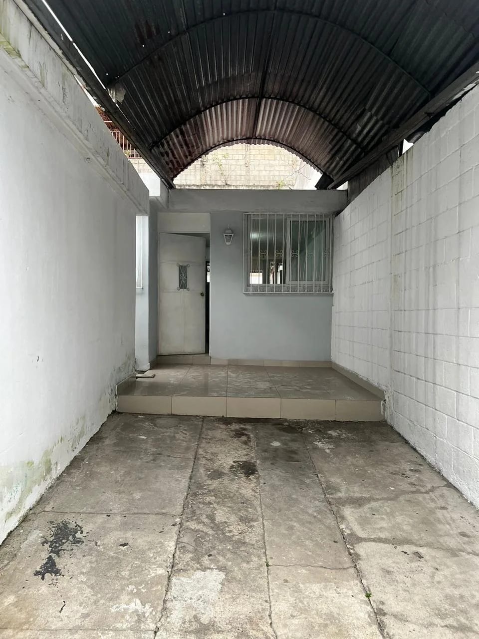 Casa en Venta Fuera de Garita Valle Dorado San Cristóbal Zona 8 Mixco — Casa en Venta en Zona 8 Mixco, Guatemala, Ciudad — foto 4 de 16