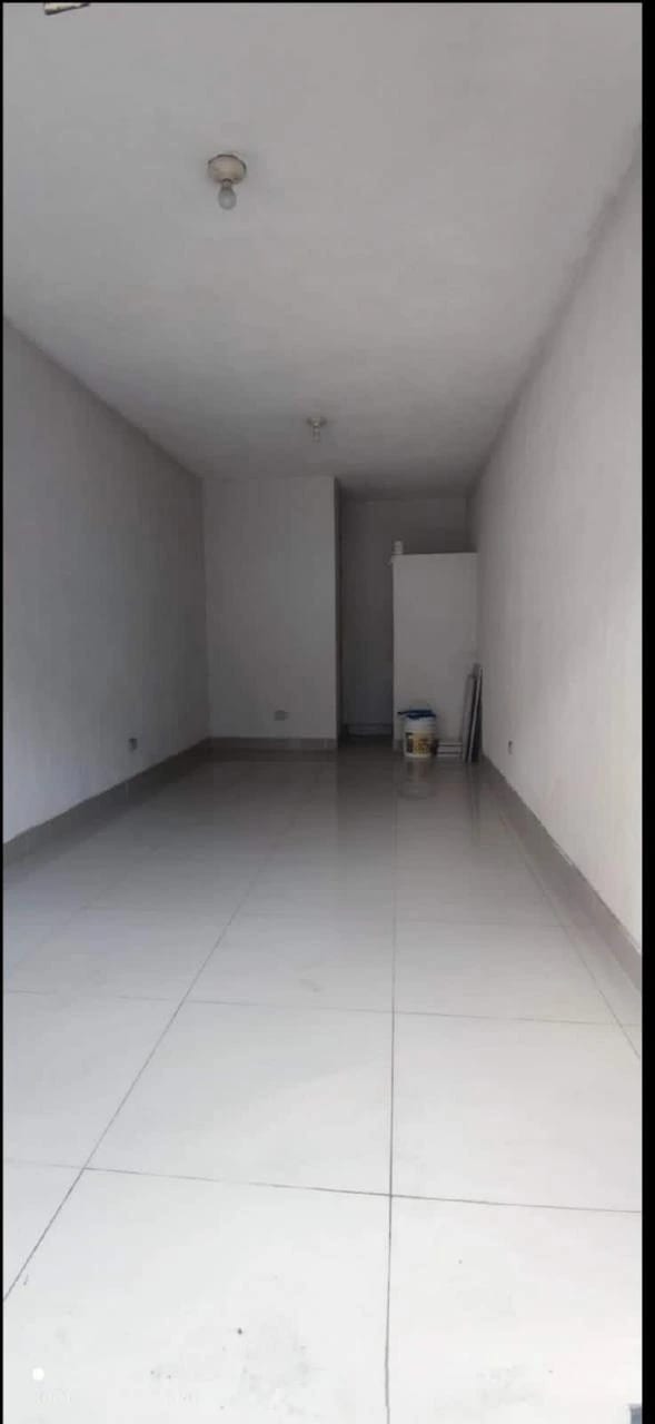 Casa en Venta Fuera de Garita Valle Dorado San Cristóbal Zona 8 Mixco — Casa en Venta en Zona 8 Mixco, Guatemala, Ciudad — foto 13 de 16