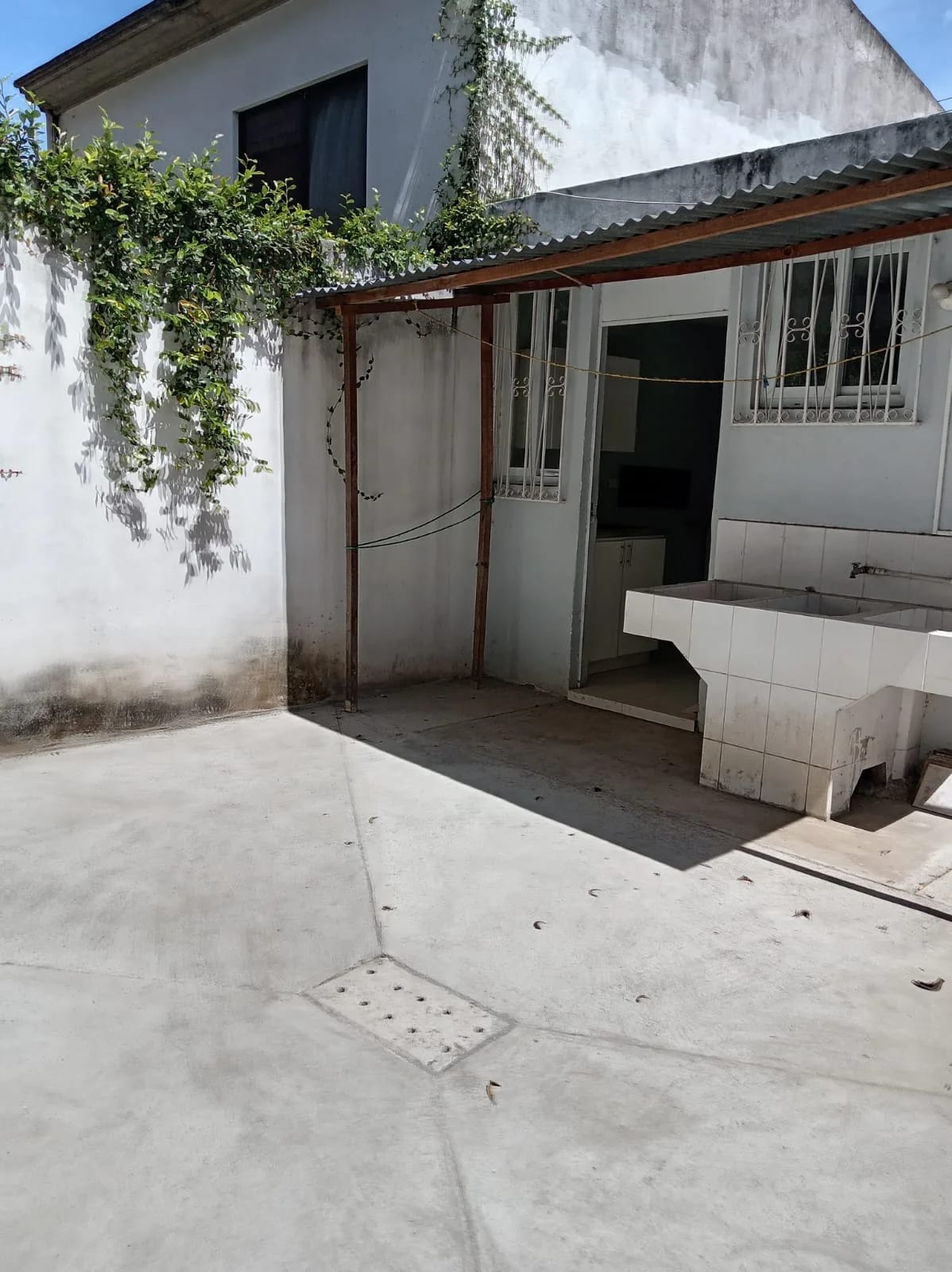 Casa en Venta Fuera de Garita Valle Dorado San Cristóbal Zona 8 Mixco — Casa en Venta en Zona 8 Mixco, Guatemala, Ciudad — foto 15 de 16