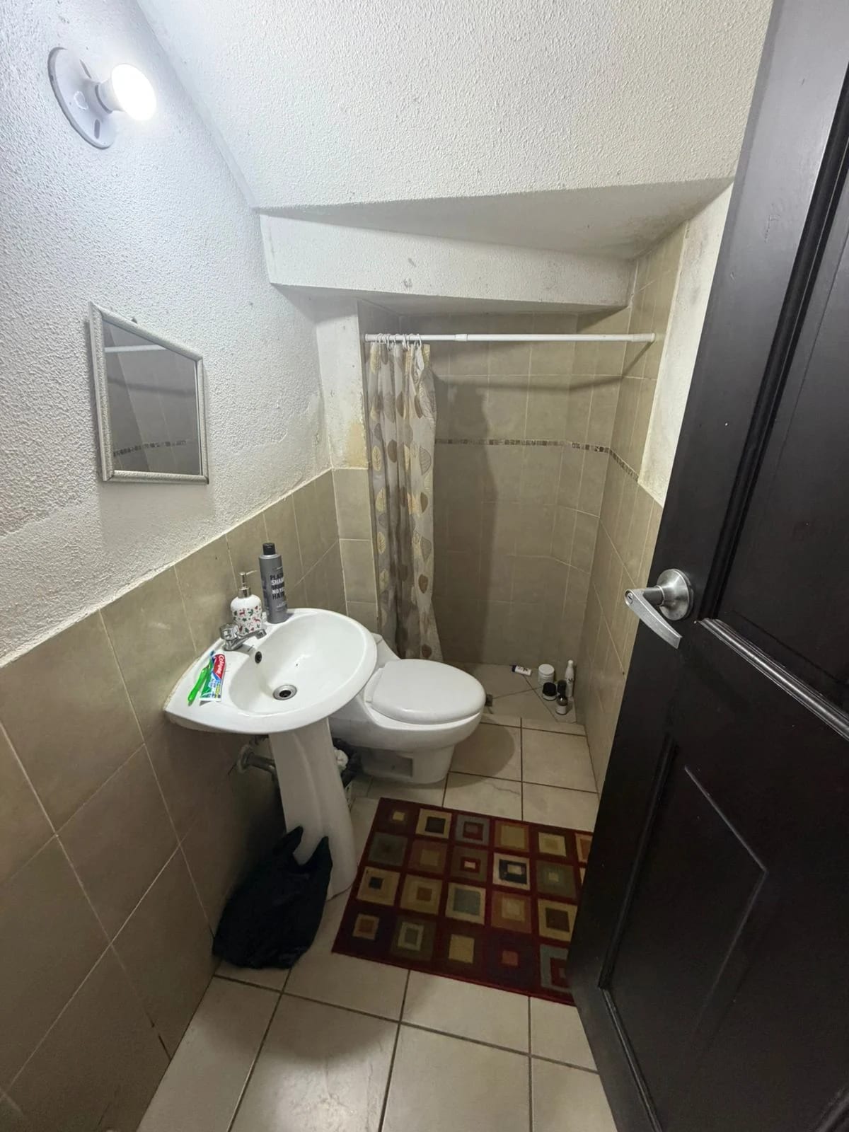 Casa en Venta Condominio Alamedas de Santo Domingo KM. 30.5 Fraijanes — Casa en Venta en Carretera a El Salvador, Guatemala, Ciudad — foto 12 de 16