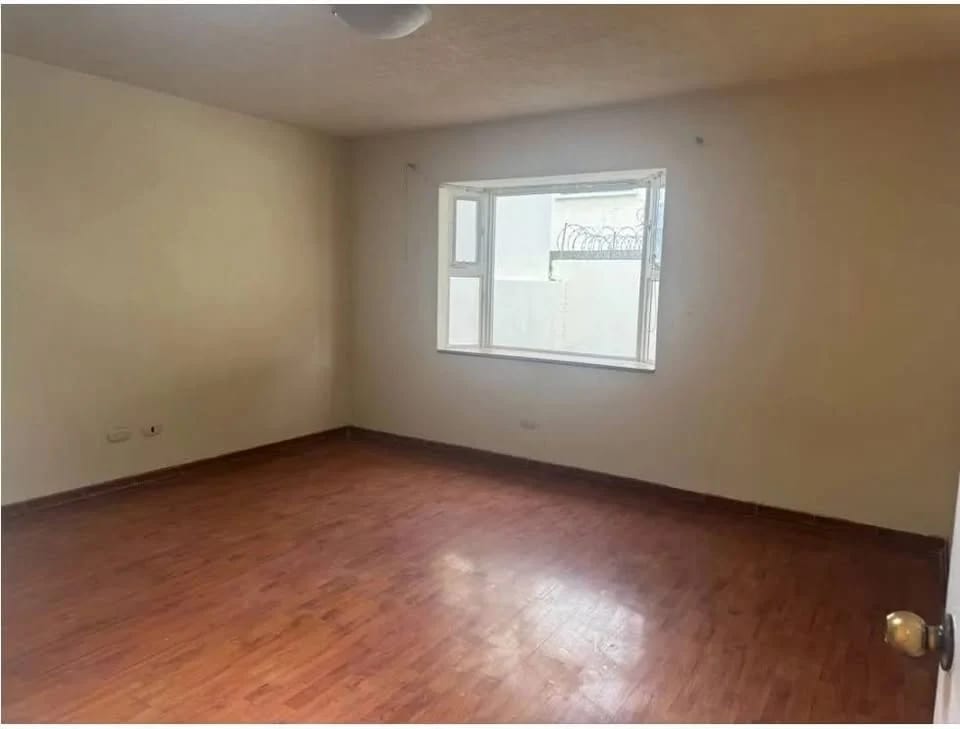 Casa en Venta los Manantiales Kn. 19.5 Entrada a San Jos — Casa en Venta en San José Pinula, Guatemala, Ciudad — foto 13 de 16