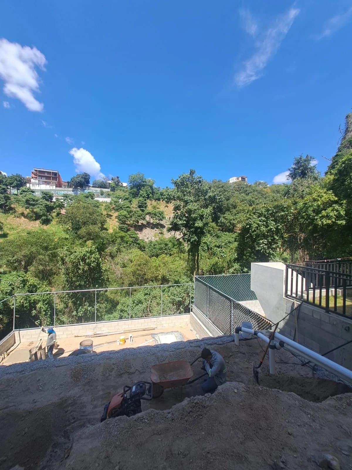 Casa de Lujo en Venta | Colonia Oakland Zona 10 — Casa en Venta en Zona 10, Guatemala, Ciudad — foto 14 de 16