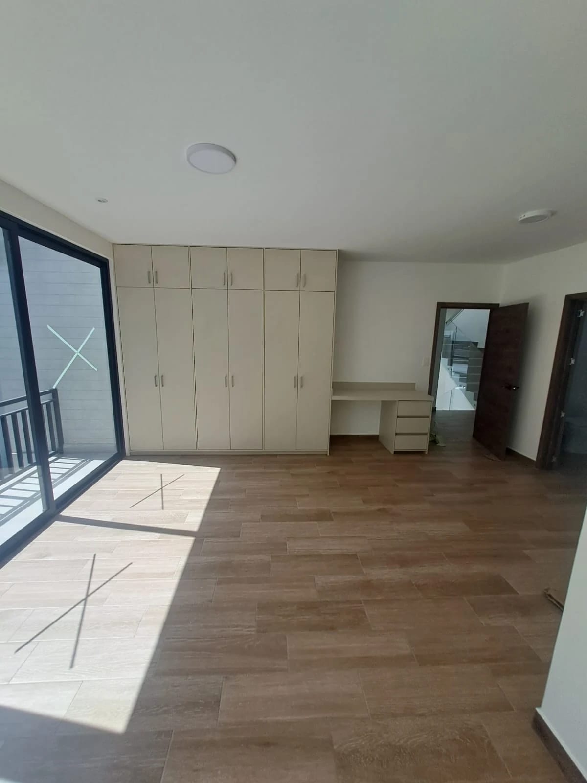 Casa de Lujo en Venta | Colonia Oakland Zona 10 — Casa en Venta en Zona 10, Guatemala, Ciudad — foto 15 de 16