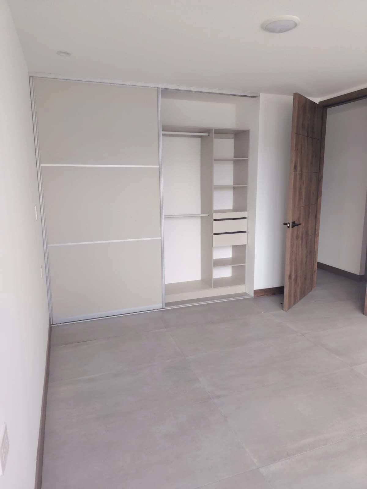 Apartamento en Venta Edificio 21B Vista Hermosa II Zona 15 — Apartamento en Venta en Zona 15, Guatemala, Ciudad — foto 16 de 17