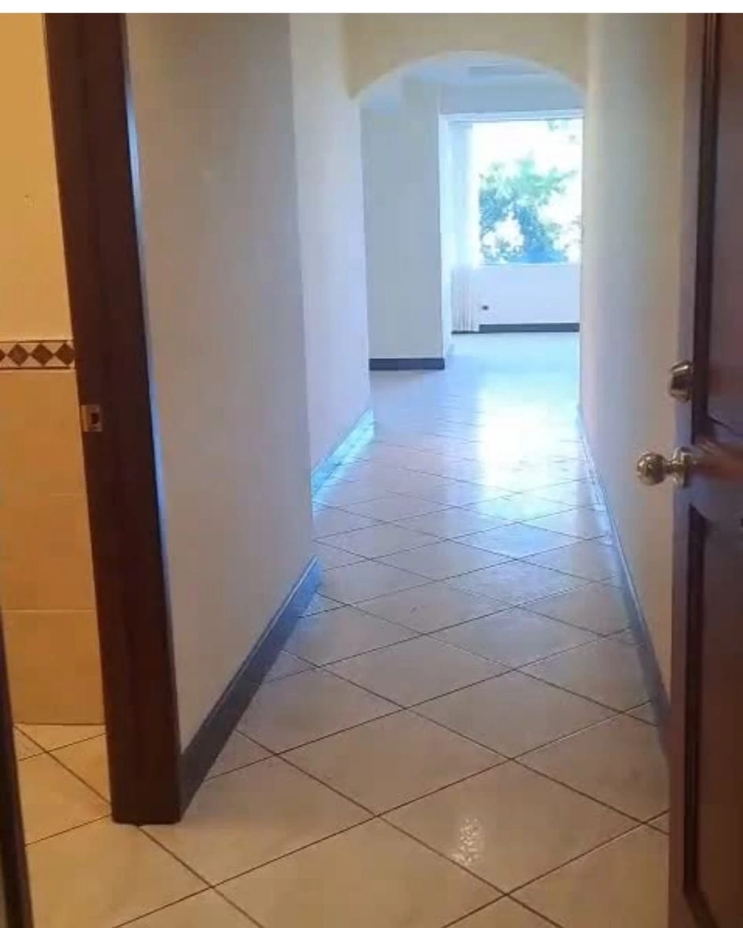 Apartamento en Alquiler Zona 10 — Apartamento en Alquiler en Zona 10, Guatemala, Ciudad — foto 14 de 14
