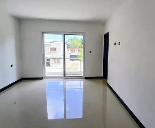 Casas en Venta en Planos en Residenciales San Antonio KM. 16.5 Santa C — Casa en Venta en Santa Catarina Pinula, Guatemala, Ciudad — foto 5 de 14
