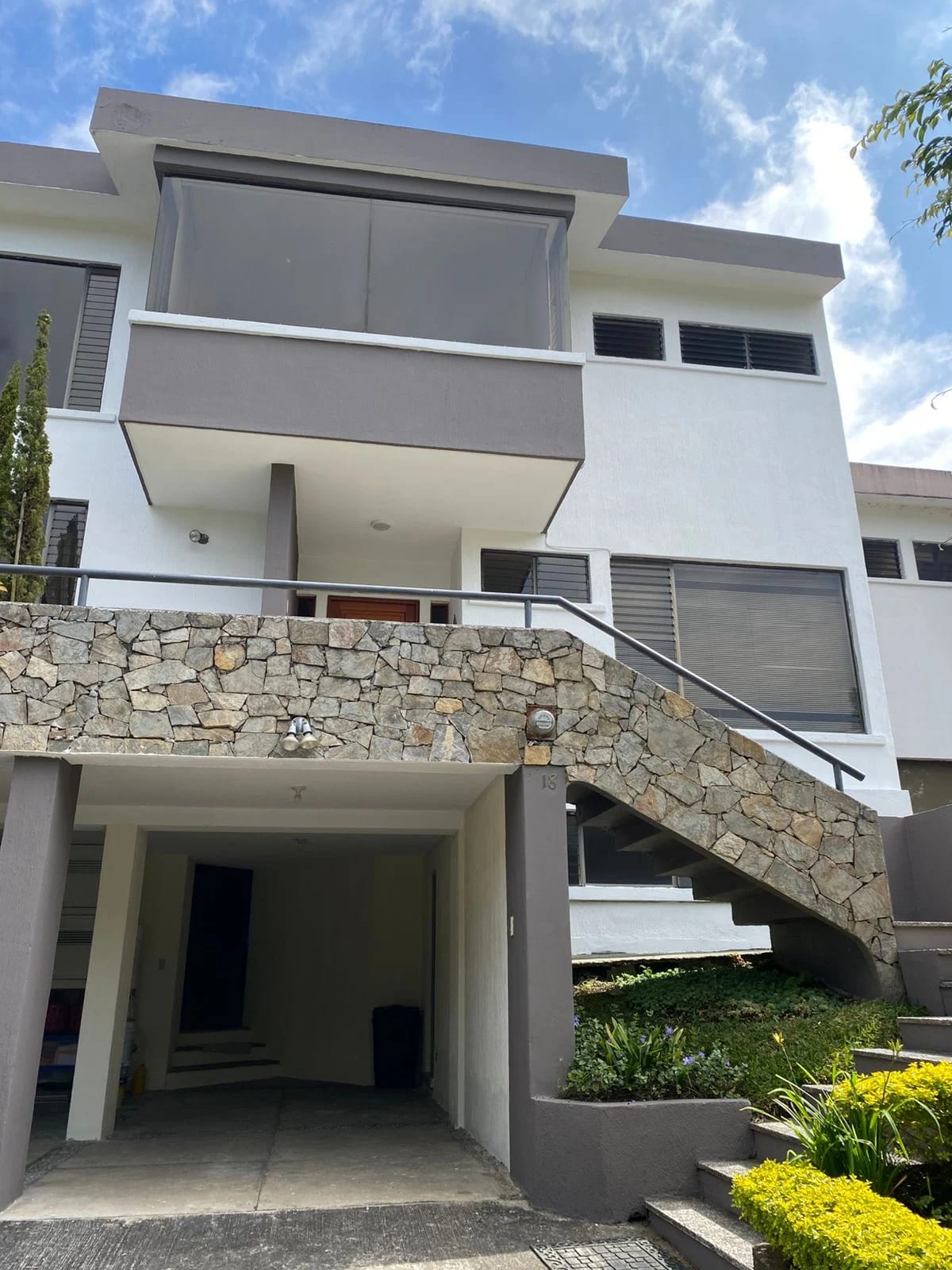 Casa en Venta Condominio Vizcaya KM. 16.5 Carretera a el Salvador — Casa en Venta en Carretera a El Salvador, Guatemala, Ciudad — foto 1 de 17